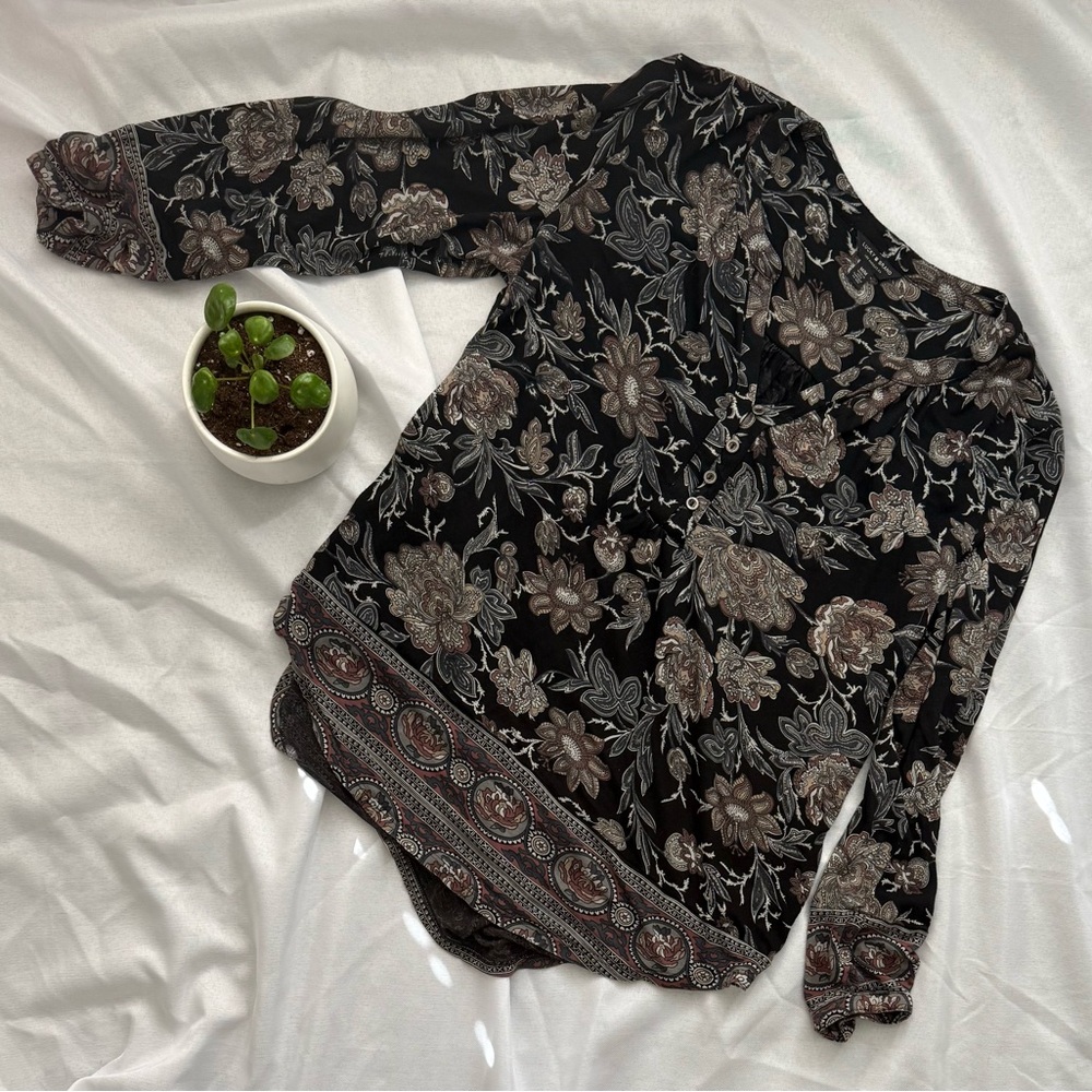 Lucky Brand Black and Brown Floral Paisley Top, size Medium